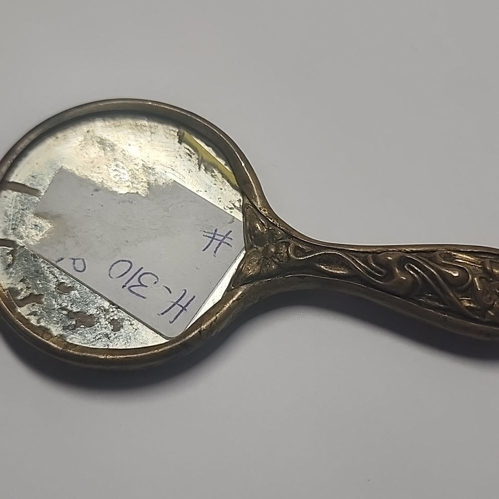 Vintage Ornate Metal Hand Mirror in Aged Brass Tone/ miniature!! - Picture 6 of 11